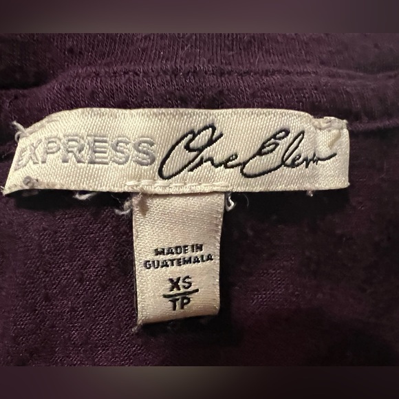 Express Nine-Eleven beautiful purple shirt l;  hangs perfectly. I never wore it. - Picture 5 of 5